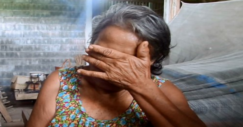 น้ำตาจะไหล!! หนุ่มโพสต์เจอคุณยายมาถามทาง ไม่มีค่ารถต้องเดินกลับบ้าน เหตุเพราะเอาเงินไปซื้อสิ่งนี้...